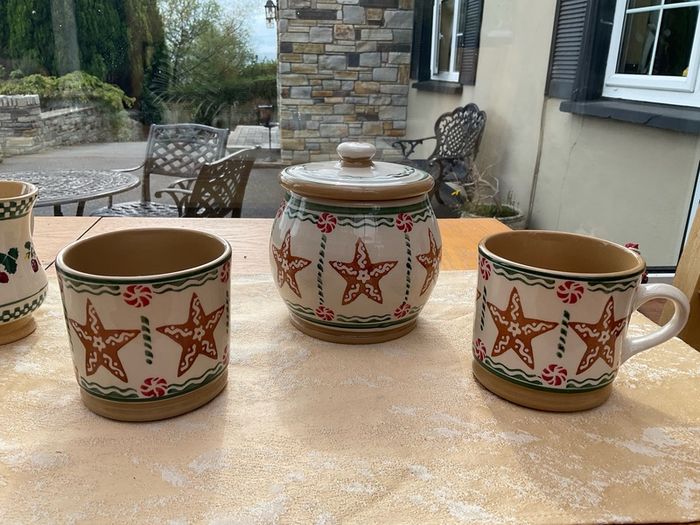Nicholas  Mosse  Ginger star trio . Storage jar and two large mugs , all first quality and in perfect condition