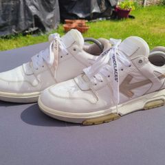 Shoe Off Withe