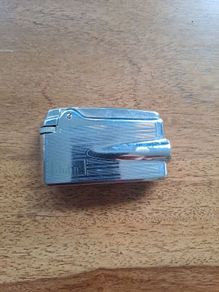 Ronson Varaflame lighter