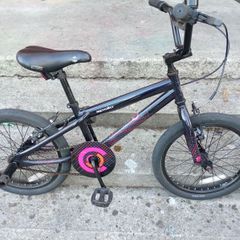 Girls 18" Wheel bike. Perfect condition
