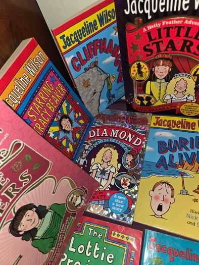 11 Jacqueline Wilson Books