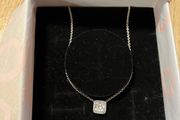 Pandora Square Sparkle Halo Necklace-Like new