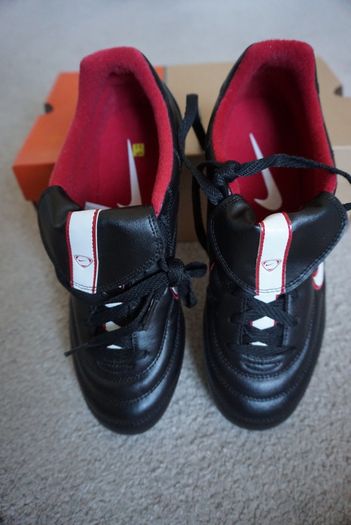 Football Boots Nike Tiempo 750 VT Black/Red (2005) Size 7.5UK FG