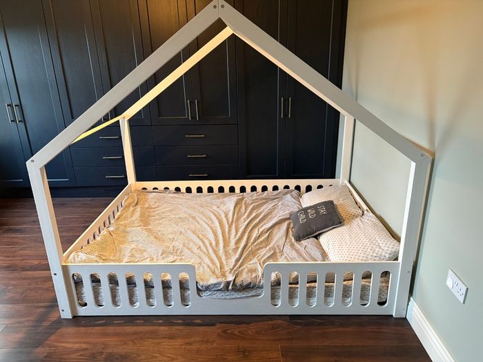 Double House Bed & Mattress