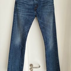 Levi's
