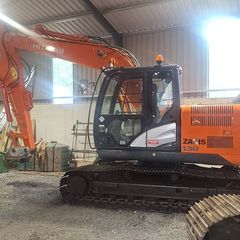 Hitachi 130 d5