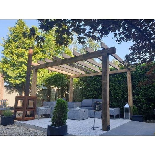 Custom Project Pergola Oak, Douglas Fir, Larch Beams