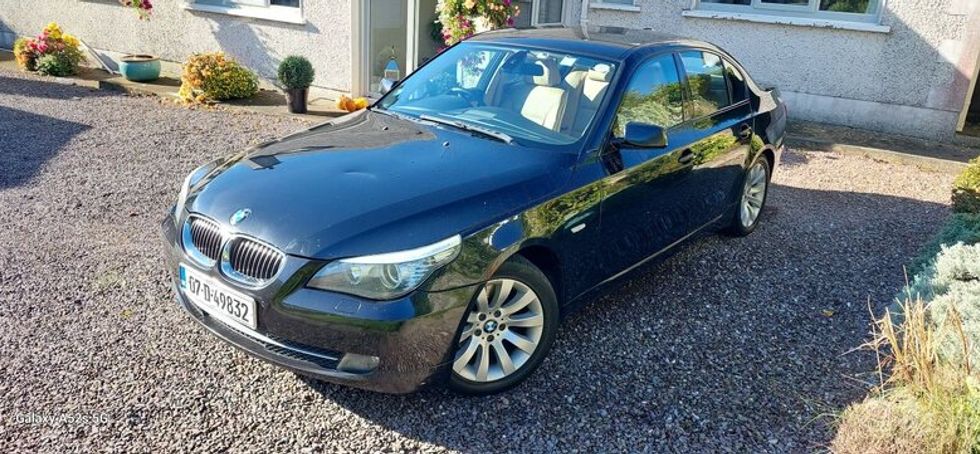 BMW 530D 2007 for sale for 2K...treat yourself !