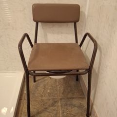 Commode