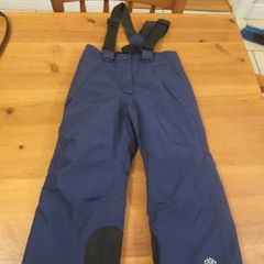 Navy snow trousers    age 3-4