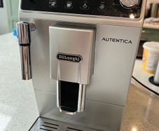 Delonghi Coffee machine