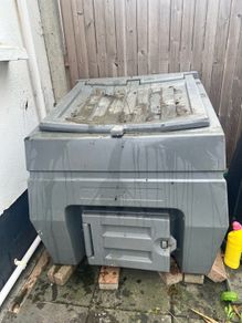 Charcoal box with charcoal