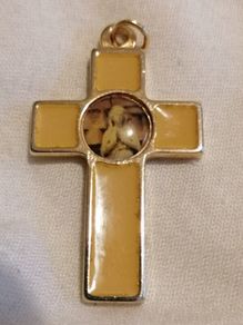 cross pendant