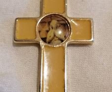 cross pendant