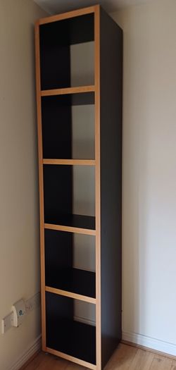 bookshelf
