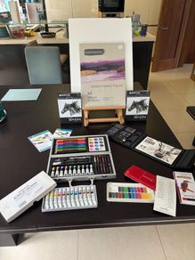 Art easel and painting/colouring supplies