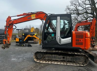 Hitachi ZX70