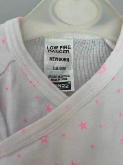 Bonds baby star wrap over top Sz Newborn EUC