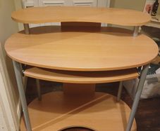 Computer Desk (free to collect)