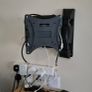 Samsung 32" LED TV,  Excellent Condition, Ready to Use Image 8