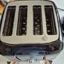 DeLonghi Kettle & Toaster Image 4