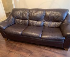 2 Piece Leather Suite