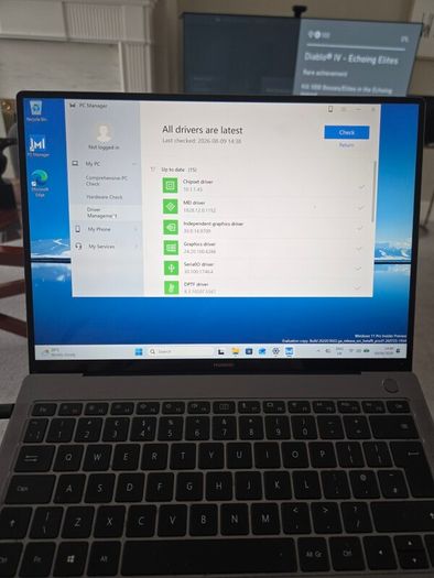 i7 Laptop 13.9inch 3k touch screen. Huawei Matebook X Pro