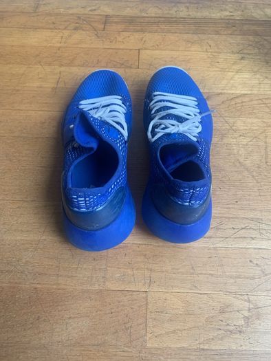 basketball shoes