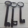 7 Antique Skeleton Keys Image 4