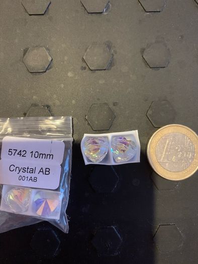 Crystal item