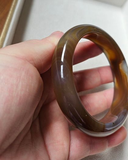 NEW - Natural Agate Bangle