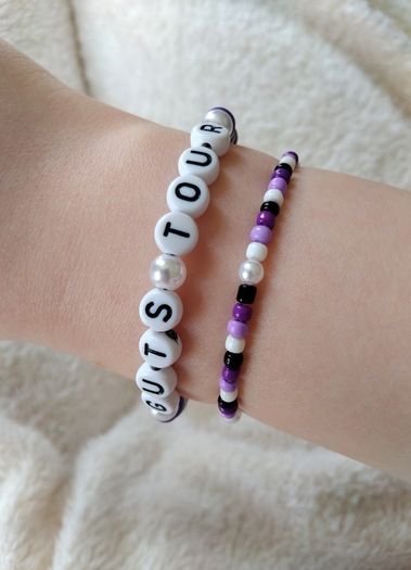 'Guts Tour' Olivia Rodrigo Bracelet Bundle