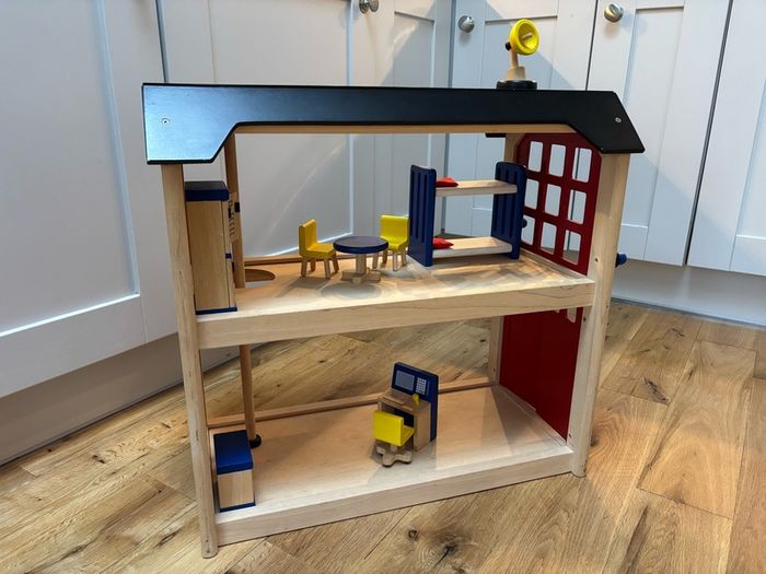 Pintoy Wooden Firestation