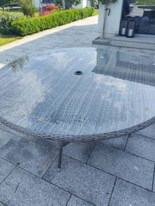 rattan table