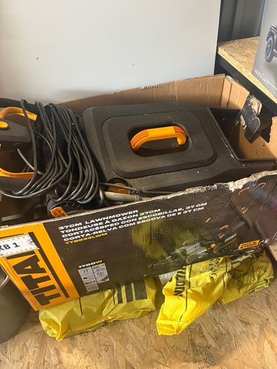 Titan Lawnmower electric