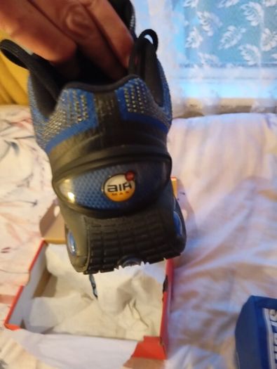 mens trainers