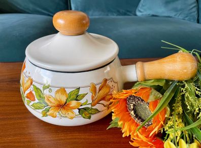 Vintage Enamel Lidded Saucepan Pot with Wooden Handle Autumnal Leaf Design