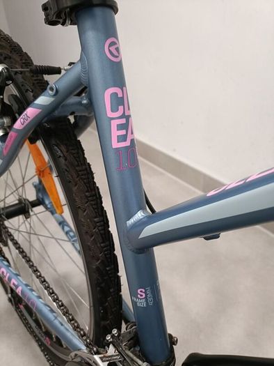 ladies bike Kelly's in mint condition.