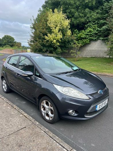 2010 1.25L Ford Fiesta Titanium BLUETOOTH