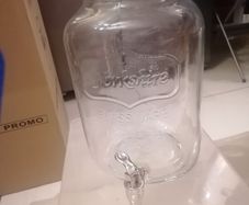 Glasswear beverage dispenser
