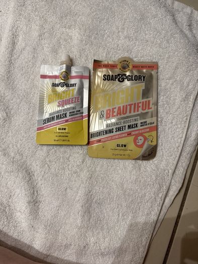 1 x Soap & Glory Sheet Mask. 1 x Soap & Glory Serum Mask