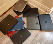 Old laptops - for parts only