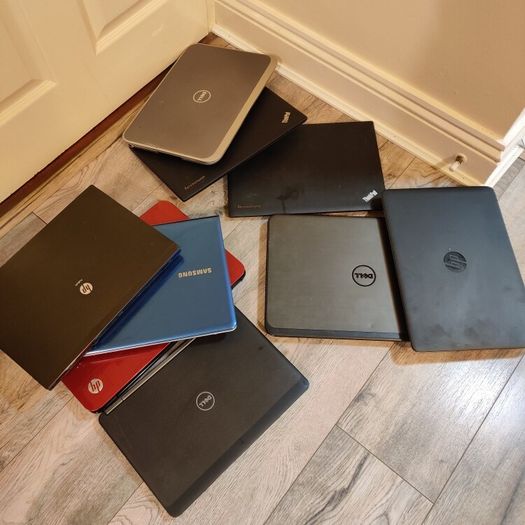 Old laptops - for parts only