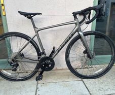 Road bike - GIANT Contend SL