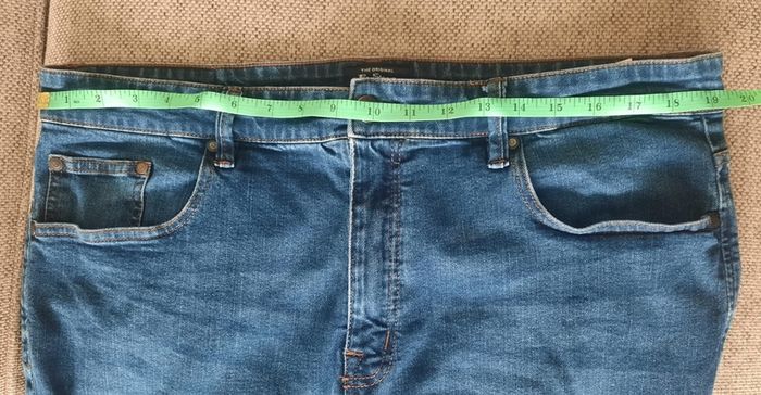 Ben Sherman cotton denim jeans 40 waist and 30 leg in very good condition with no issues see last two photos for exact measurements FREE TRACKED POSTAGE INCLUDED