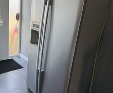 LG fridge freezer + water and ice dispenser