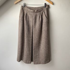 Vintage 70s/80s RAVENS West Germany Pure New Wool Herringbone Midi Skirt UK 6 8