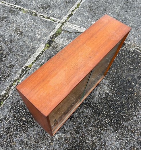 Retro Vintage SF Quinn sliding door cabinet c1970
