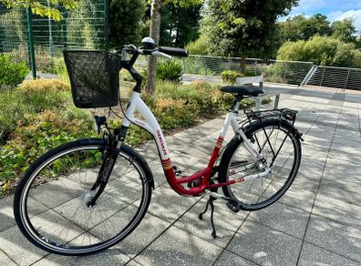 Hercules Freeway 7 Speed Ladies Bicycle