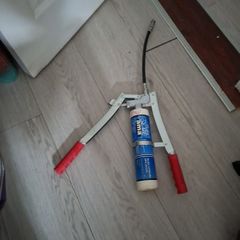 grease gun